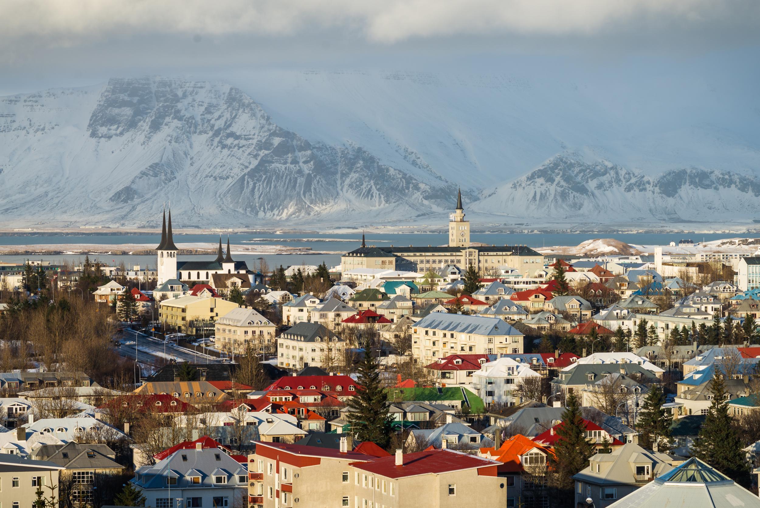 Book Tours | Guided Excursion & Tours in Iceland | Kirkjufell Guesthouse
